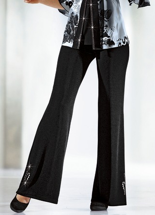 Broek met metalen platen en strass-steentjes