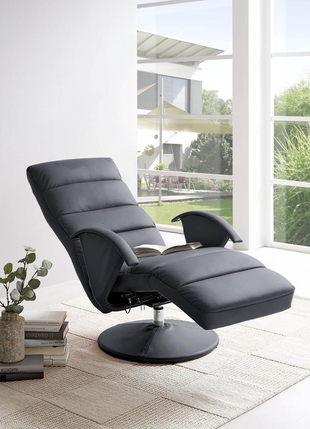 Relaxfauteuil in modern design Gestoffeerde meubels BADER