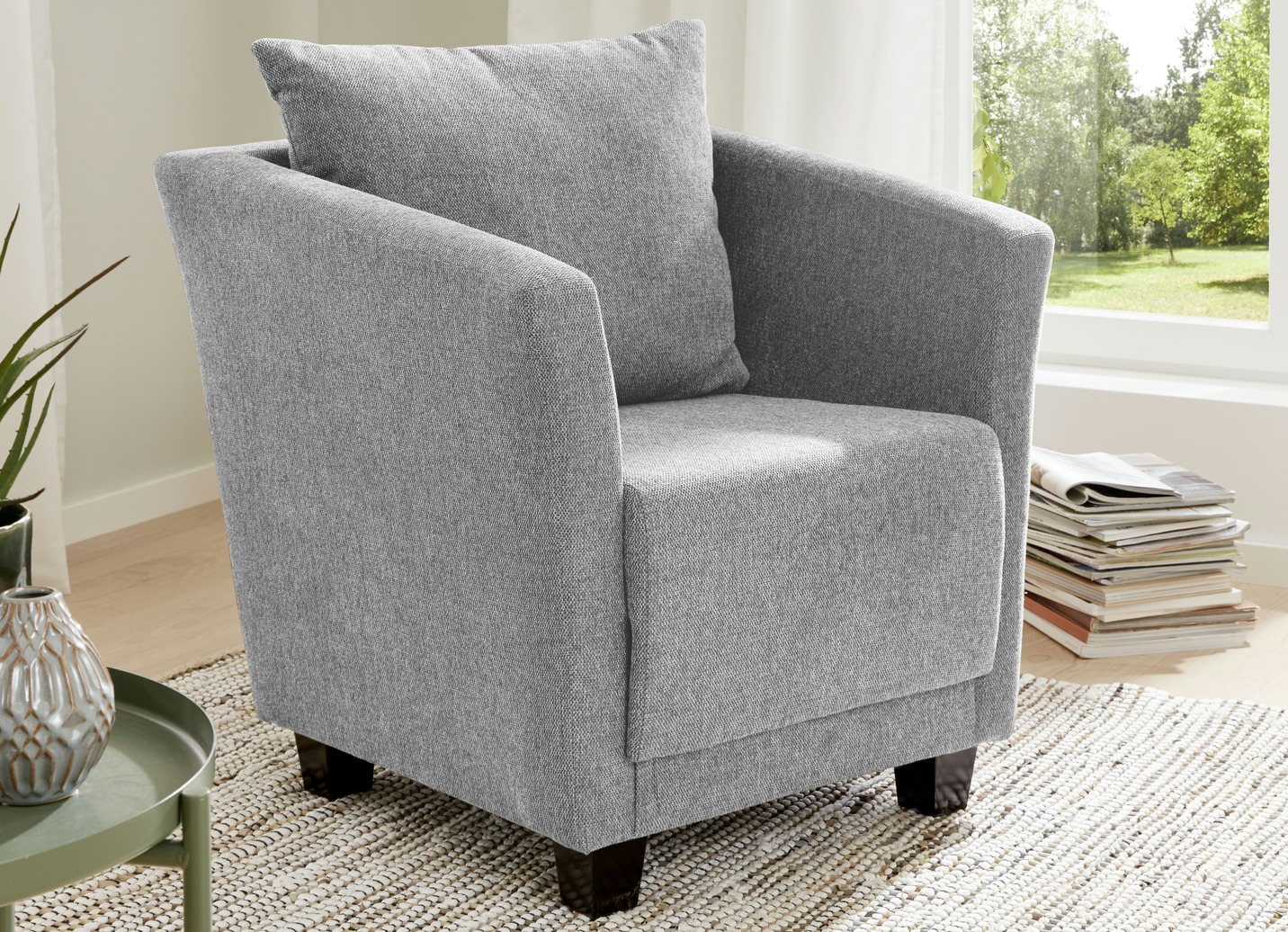 Fauteuil met geweven bekleding en rugkussen Gestoffeerde meubels BADER