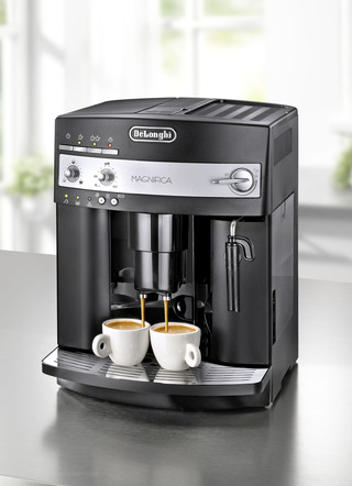 Fauteuil Ramkoers diefstal Volledig automatisch koffiezetapparaat, met molen met maalkegels -  Elektrische keukenapparaten | BADER