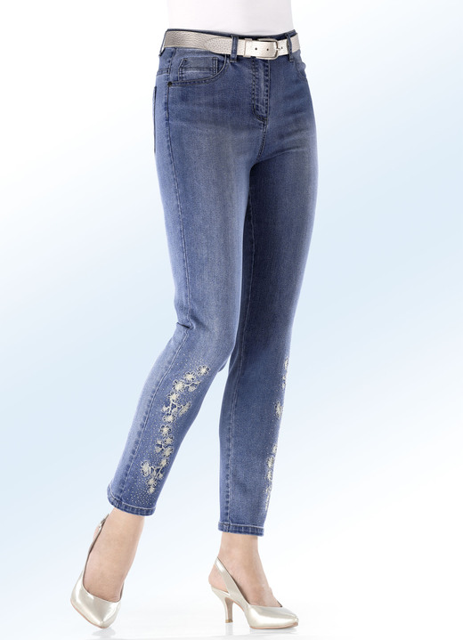 Broeken - Elegante jeans met borduurapplicaties en strass steentjes, in Größe 017 bis 052, in Farbe JEANSBLAUW Ansicht 1