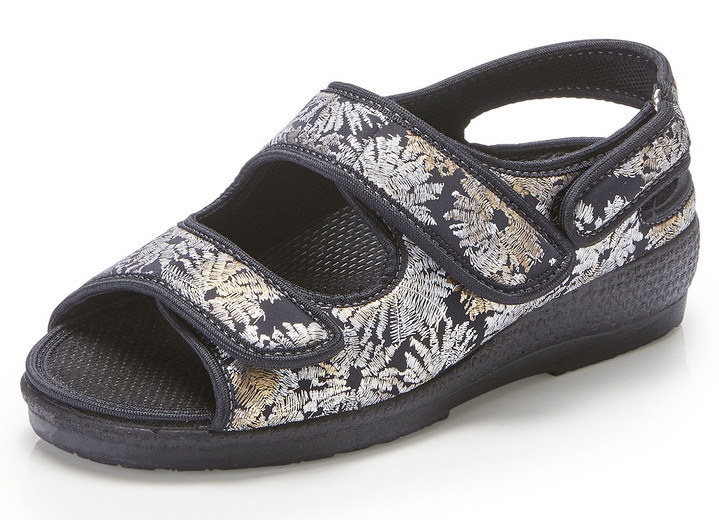 Sandalen & slippers - Sandaal gemaakt van glanzend textielmateriaal, in Größe 036 bis 042, in Farbe ZWART Ansicht 1