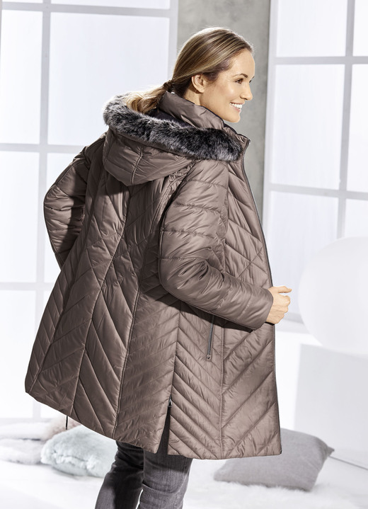 Wintermantels - Korte mantel met afneembare kunstbont kraag, in Größe 038 bis 056, in Farbe CHOCOLADEBRUIN Ansicht 1