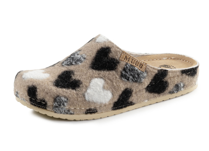 Huisschoenen - Mubb pantoffels van wolvilt met een brutaal hartjesmotief, in Größe 036 bis 042, in Farbe BEIGE-ZWART Ansicht 1