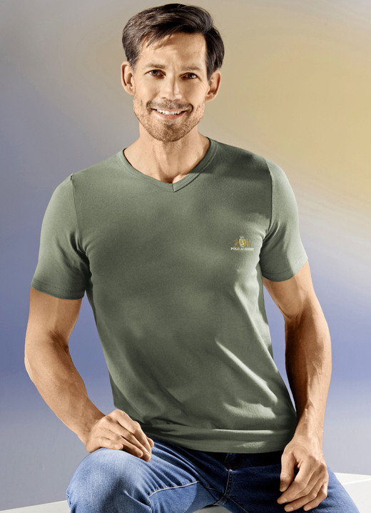 Unterhemden - Dreierpack Shirts, in Größe 005 bis 011, in Farbe 2X KHAKI, 1X MARINE Ansicht 1